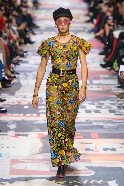 Look 61